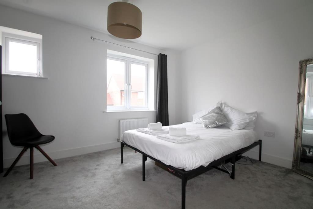 Beaulieu Park - Sleeps 10 - Chelmsford Villa Broomfield  Екстериор снимка